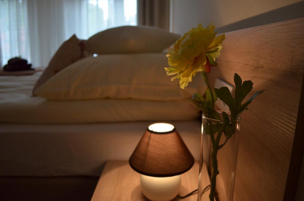 Royal Route 29 Comfort Rooms Cracovia Exterior foto