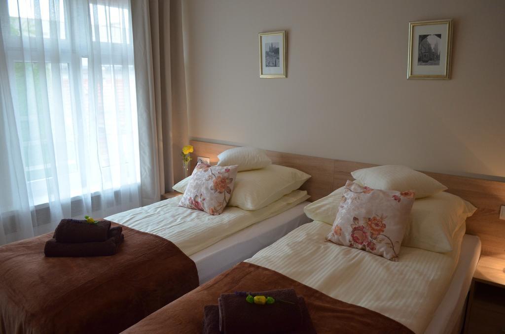 Royal Route 29 Comfort Rooms Cracovia Exterior foto