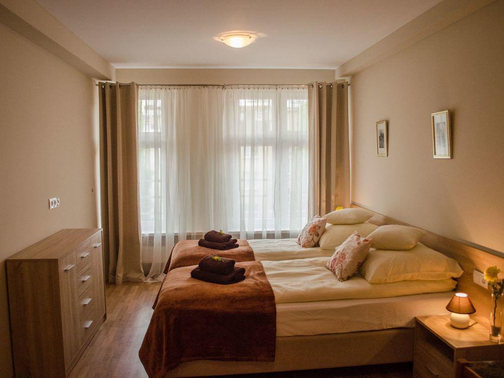 Royal Route 29 Comfort Rooms Cracovia Exterior foto