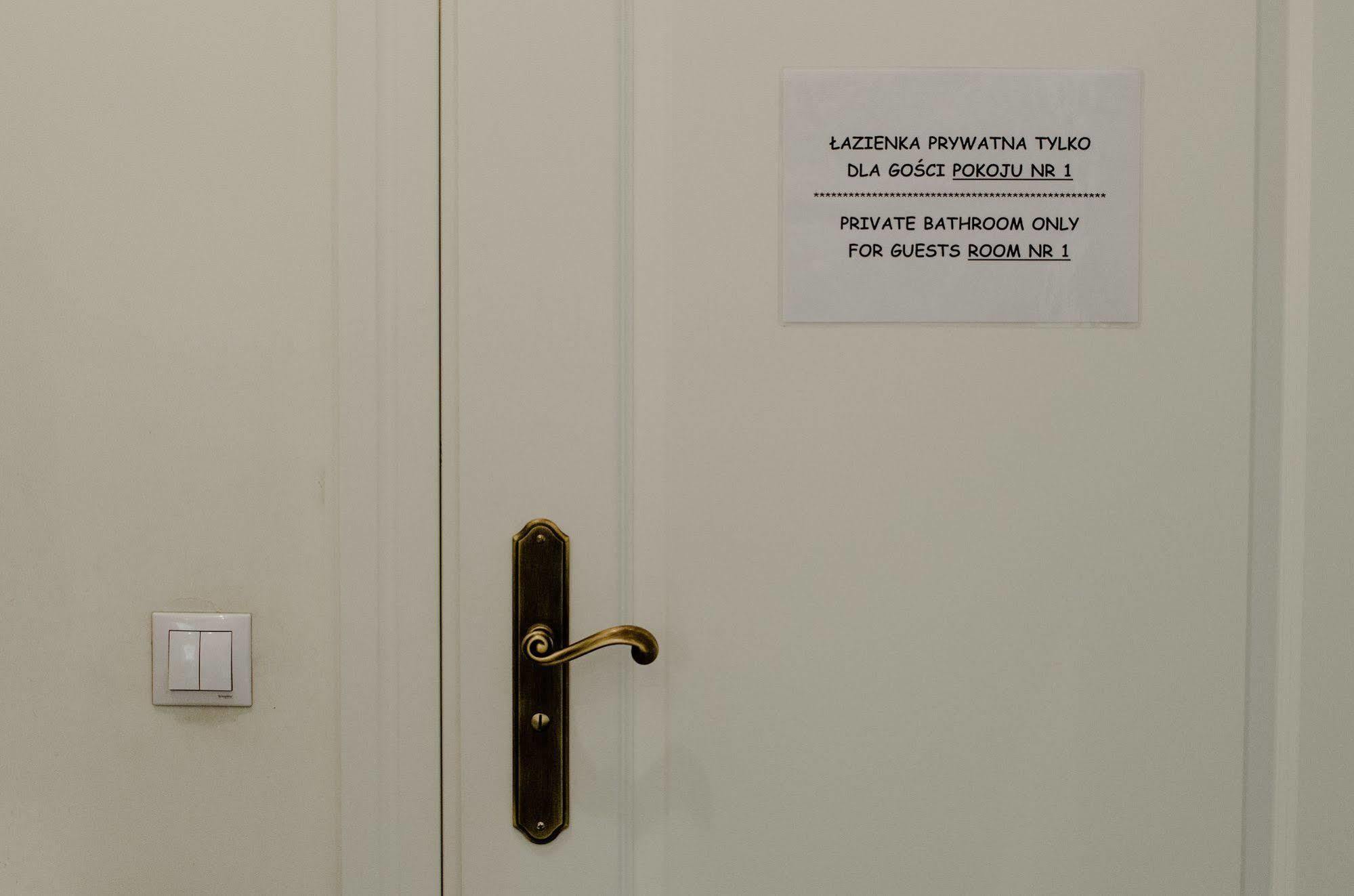 Royal Route 29 Comfort Rooms Cracovia Exterior foto