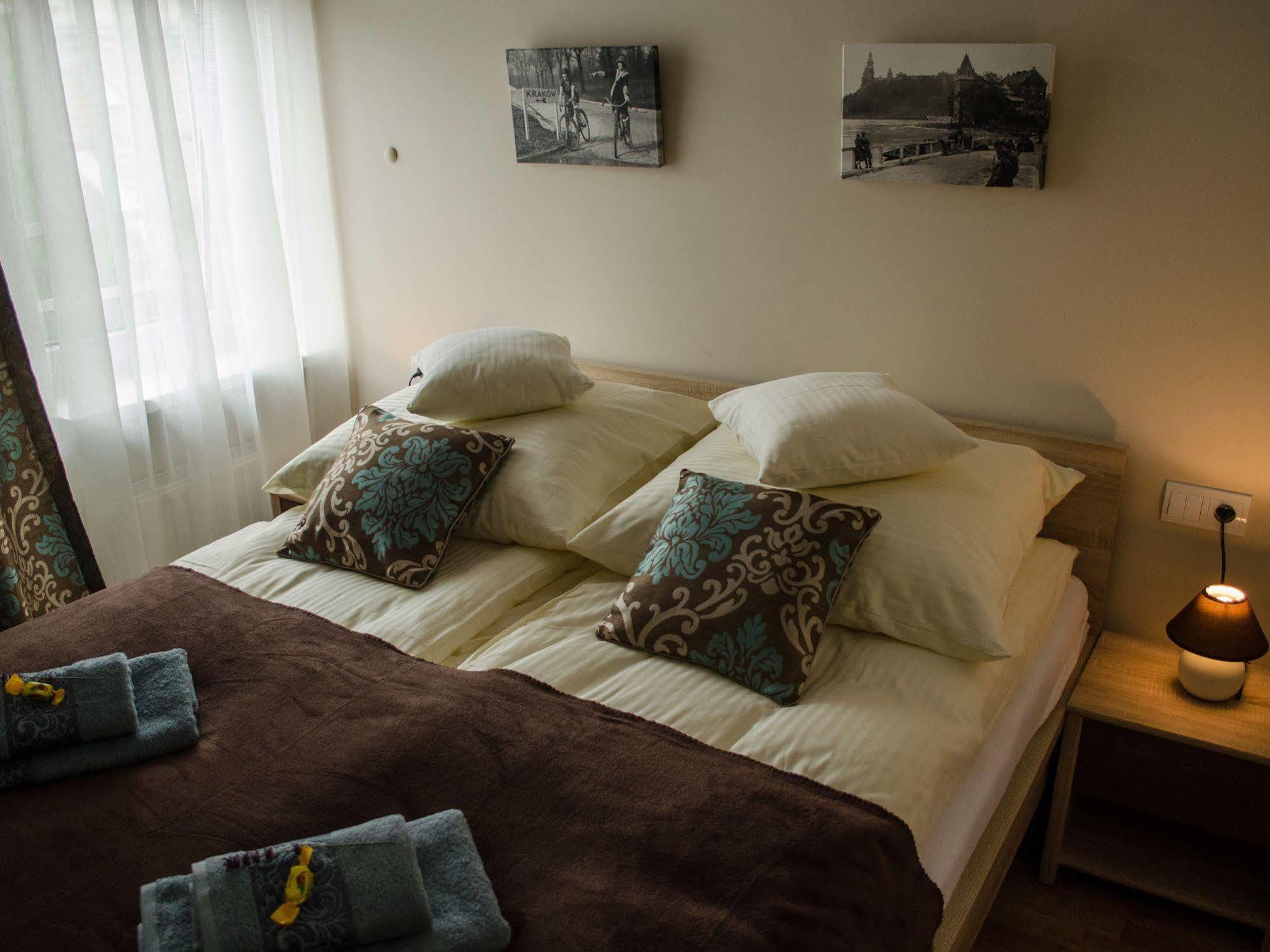 Royal Route 29 Comfort Rooms Cracovia Exterior foto